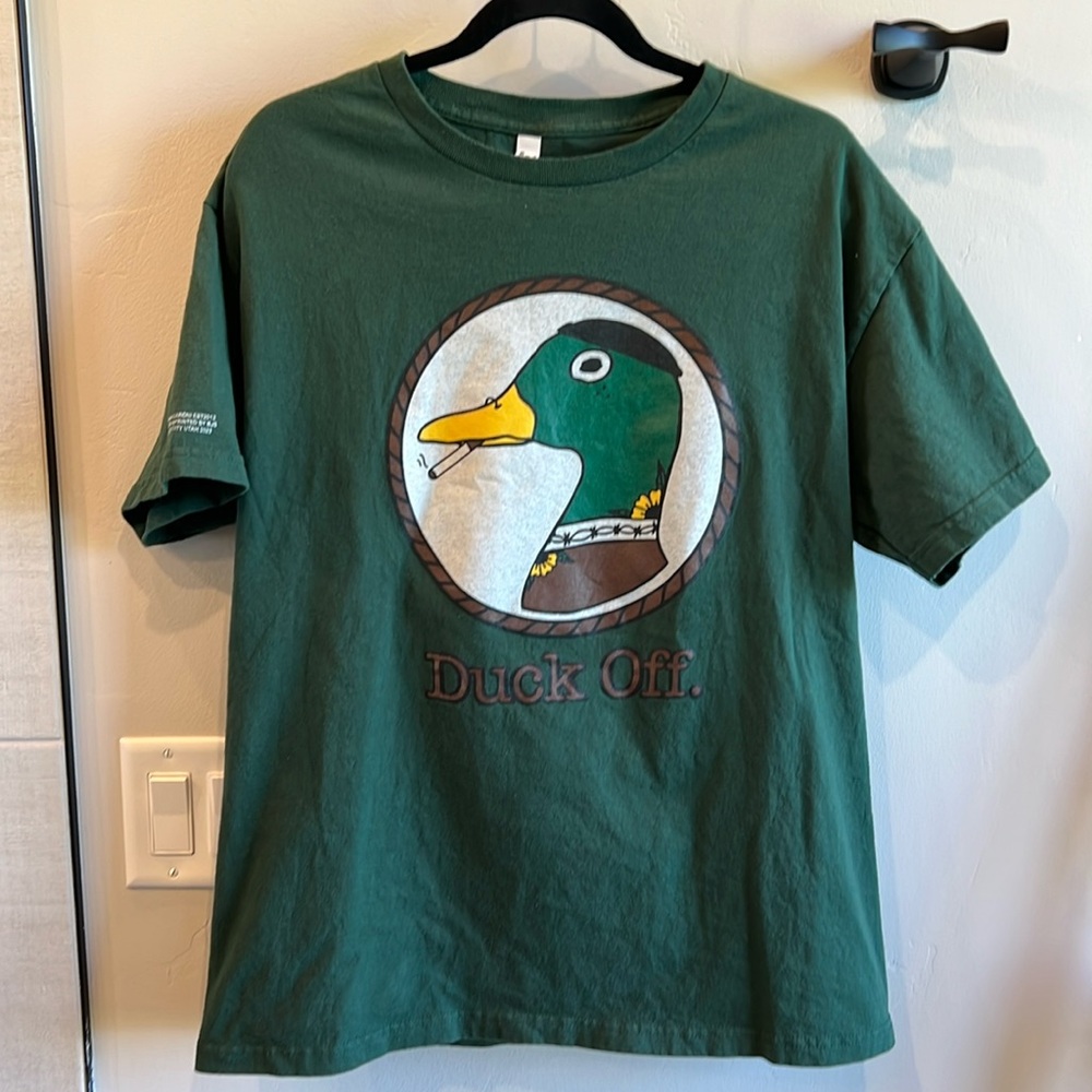 Green “Duck Off” t-shirt size L, great used condition